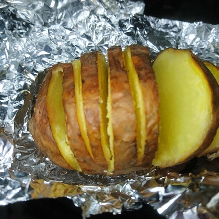 ストーブで 焼きじゃがいも レシピ 作り方 By あやめぇ 楽天レシピ ストーブで 焼きじゃがいも レシピ 作り方 By あやめぇ 楽天レシピ